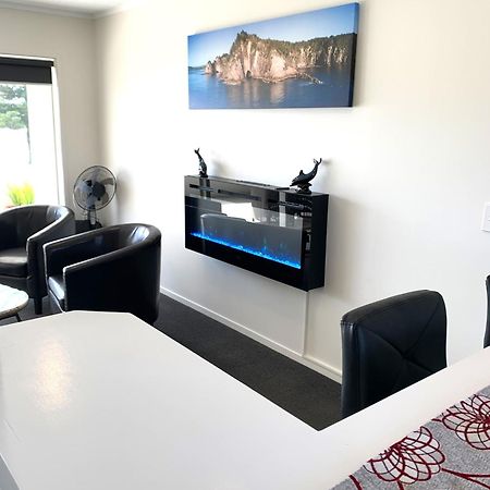 The Oceanside Motel Whitianga Esterno foto