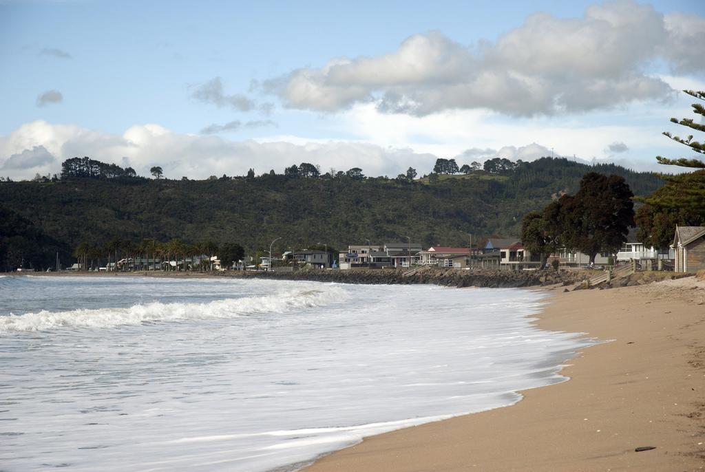 The Oceanside Motel Whitianga Esterno foto