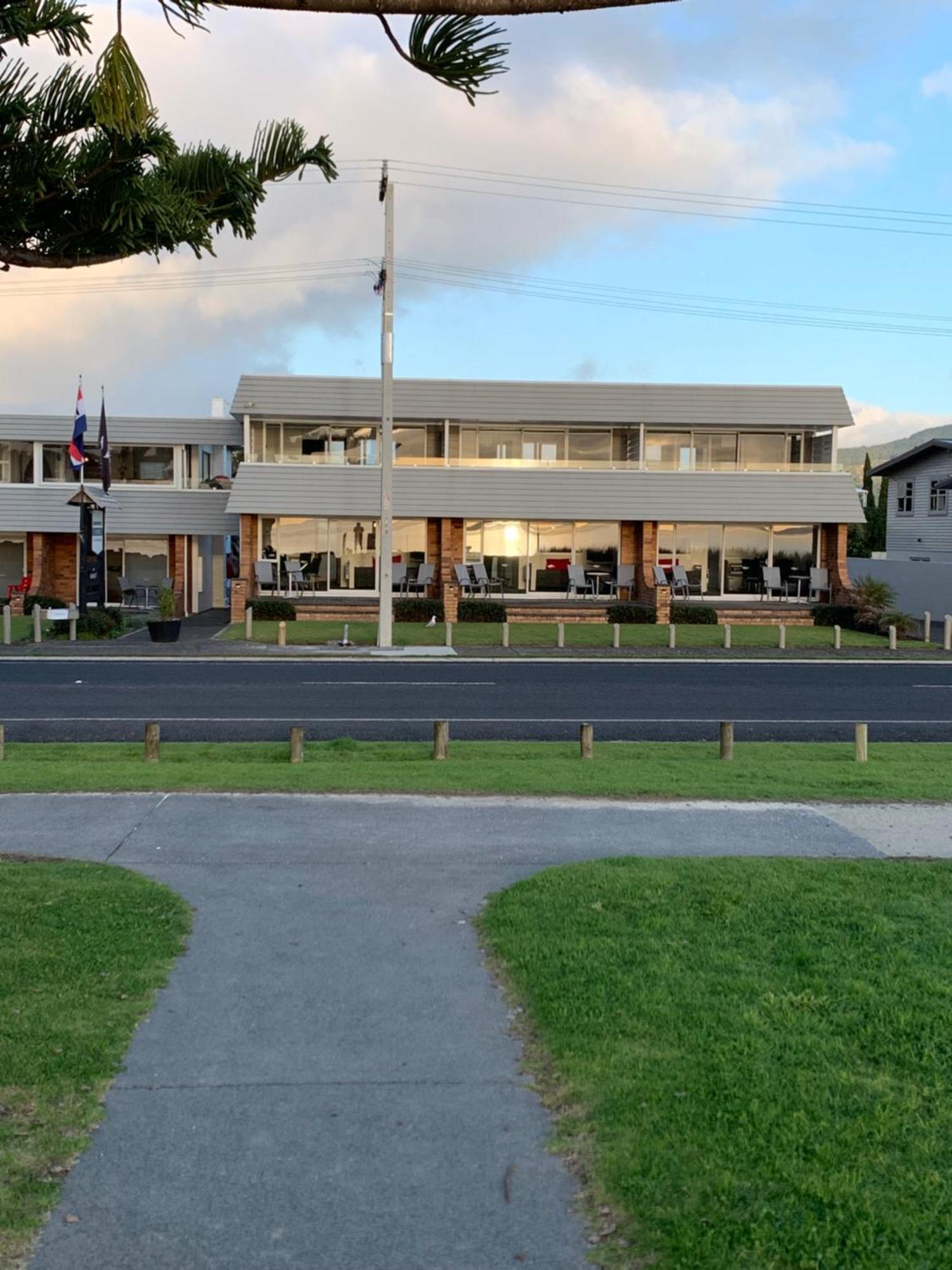 The Oceanside Motel Whitianga Esterno foto