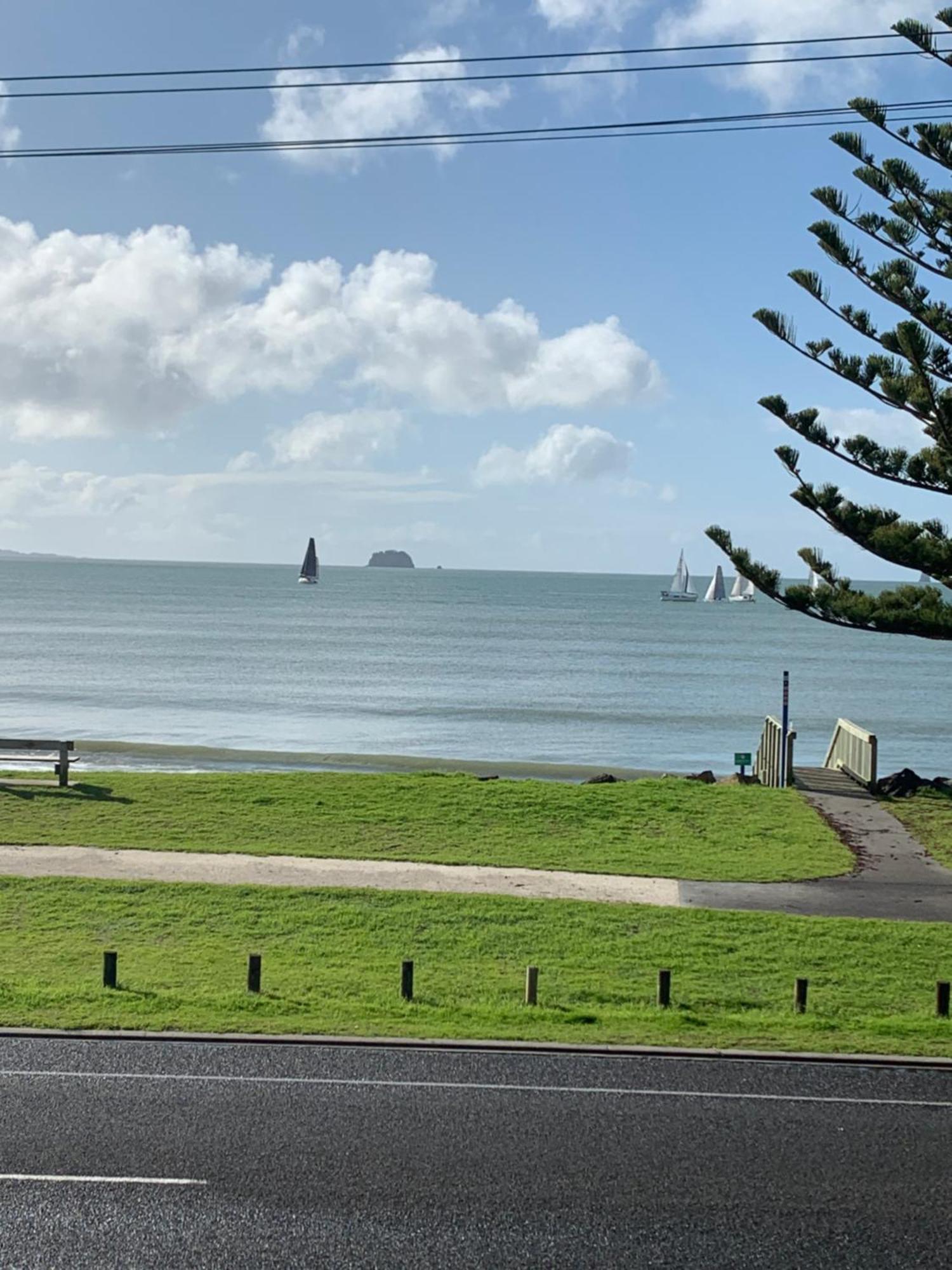 The Oceanside Motel Whitianga Esterno foto