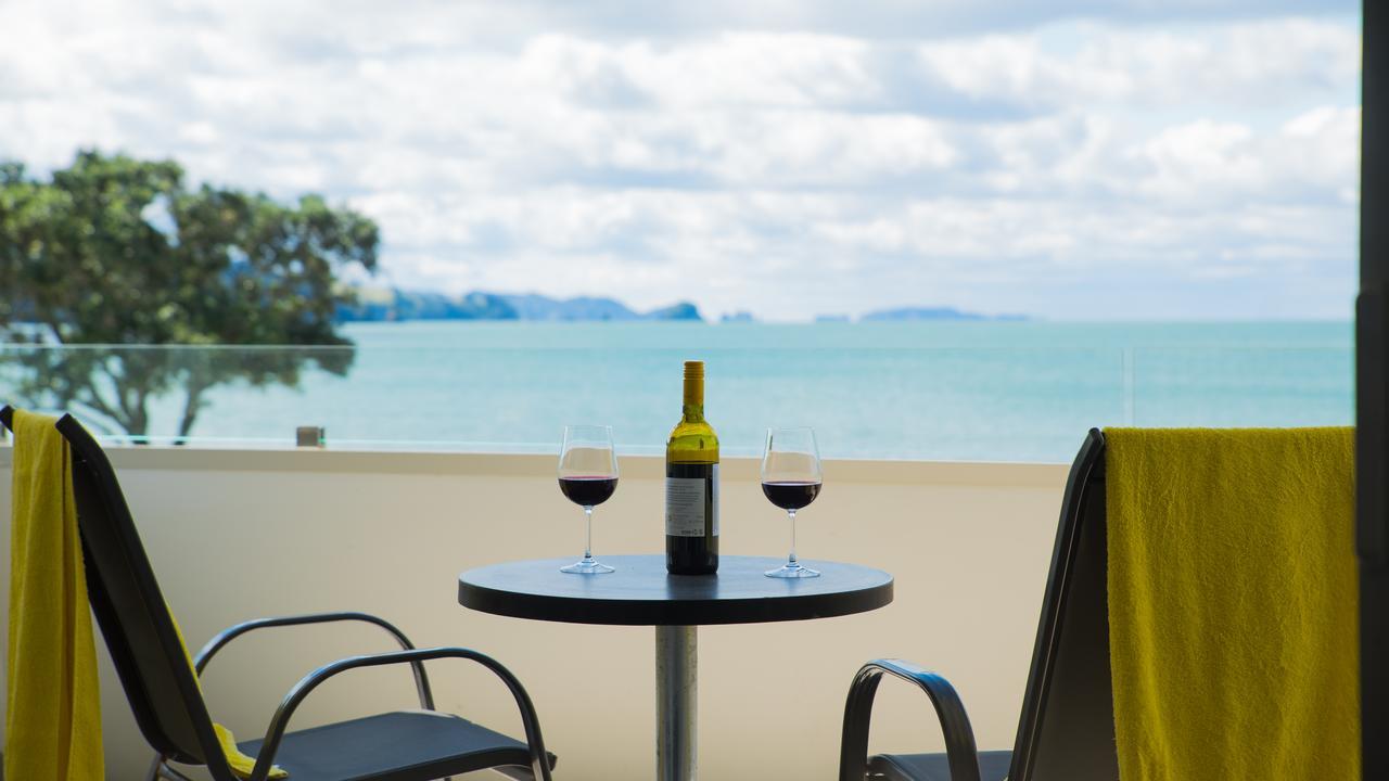The Oceanside Motel Whitianga Esterno foto