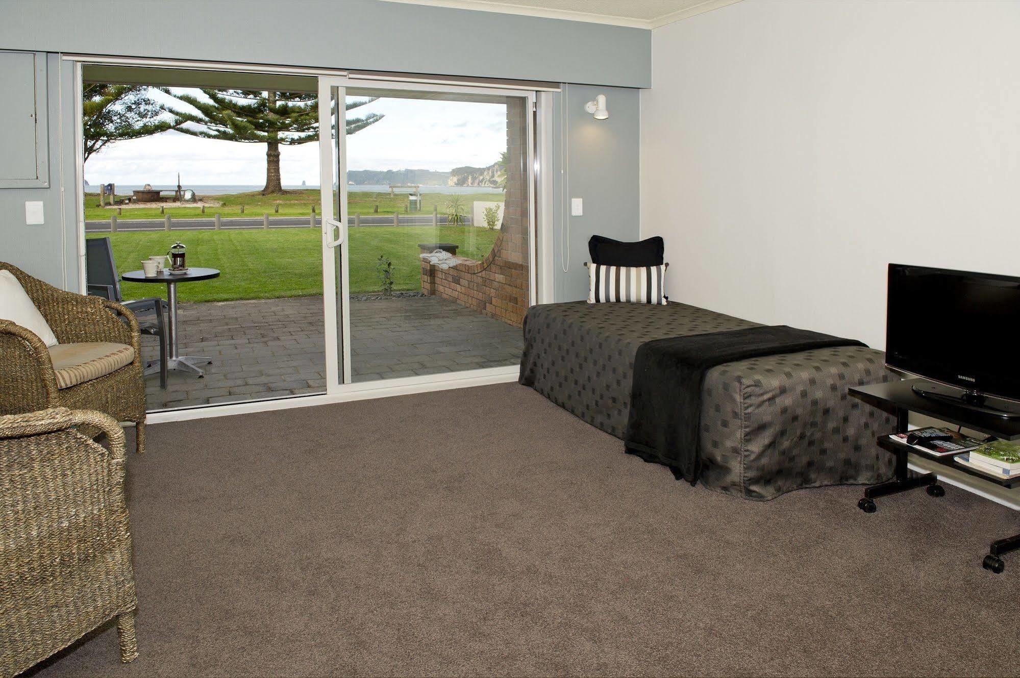 The Oceanside Motel Whitianga Esterno foto