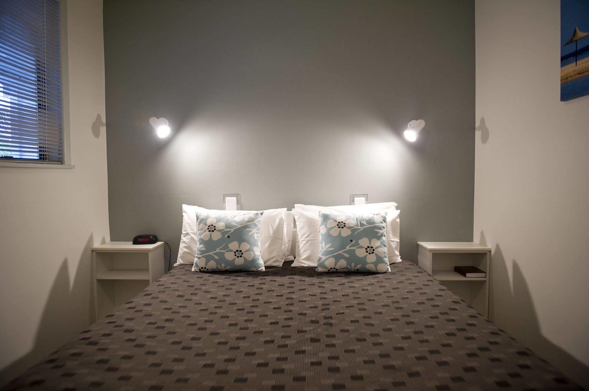The Oceanside Motel Whitianga Esterno foto