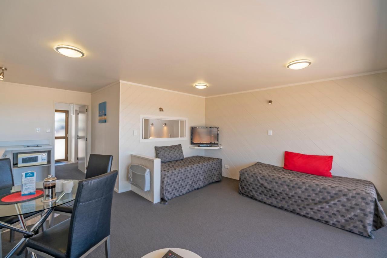 The Oceanside Motel Whitianga Esterno foto