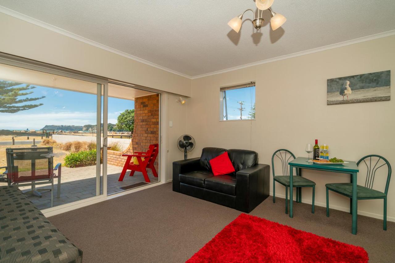 The Oceanside Motel Whitianga Esterno foto