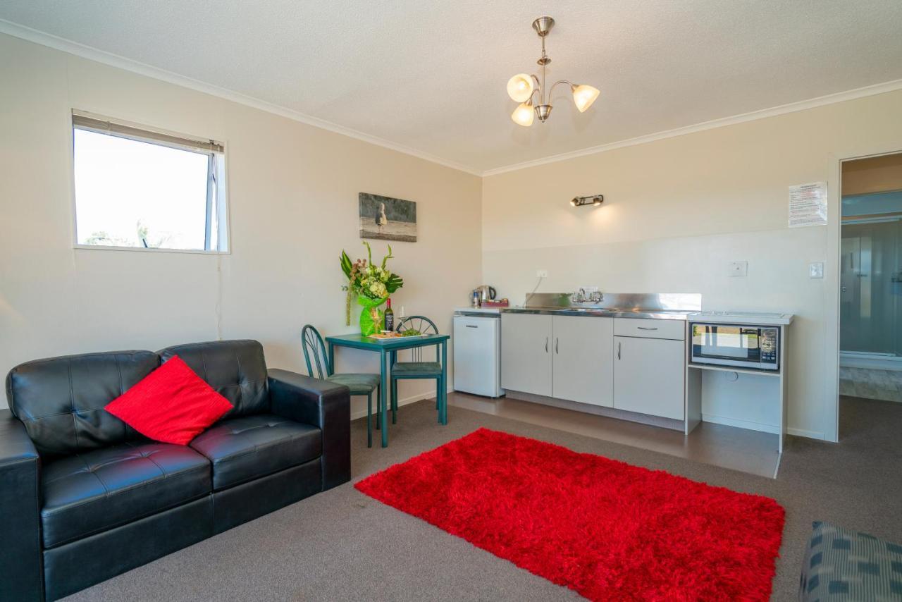 The Oceanside Motel Whitianga Esterno foto