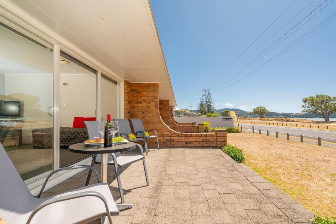 The Oceanside Motel Whitianga Esterno foto